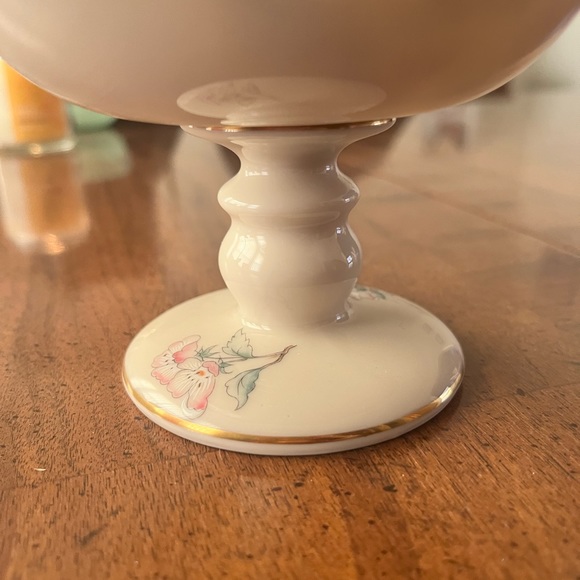 Lenox Serenade Pedestal Compote Dish - Picture 3 of 4